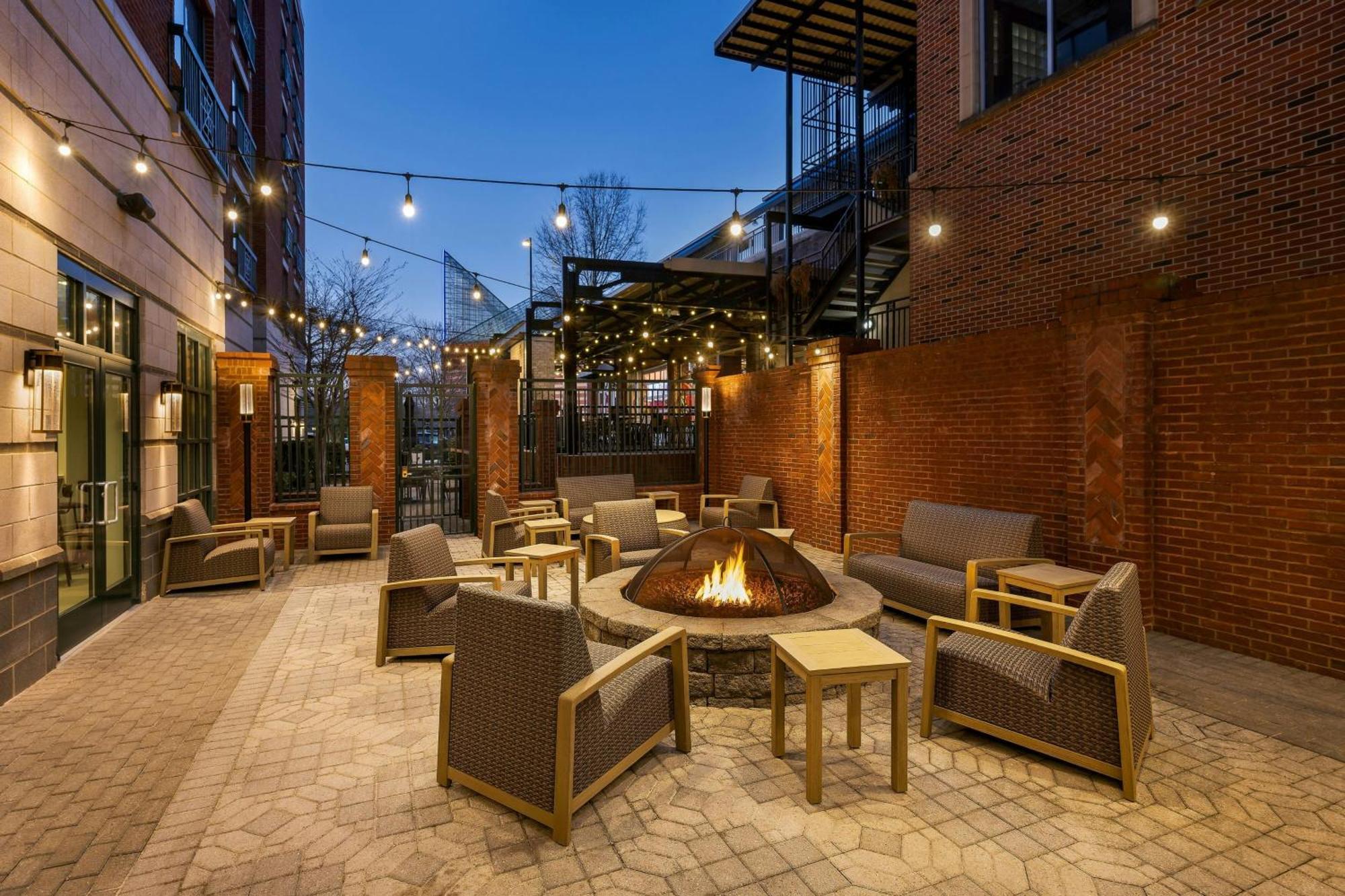Courtyard By Marriott Chattanooga Downtown Zewnętrze zdjęcie