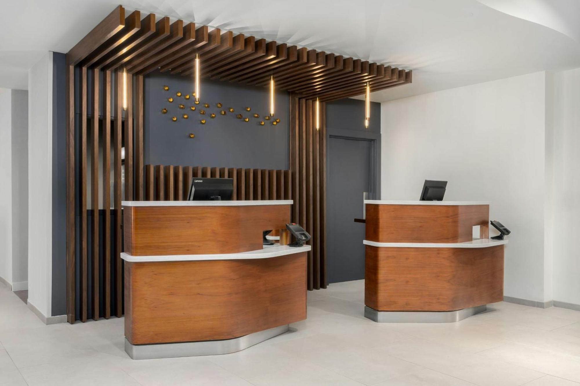 Courtyard By Marriott Chattanooga Downtown Zewnętrze zdjęcie